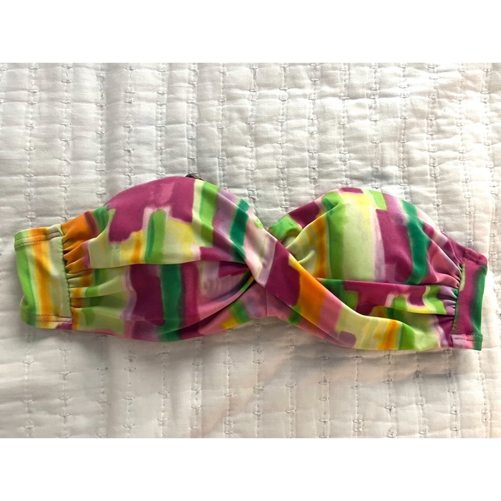 Victoria’s Secret strapless bikini top